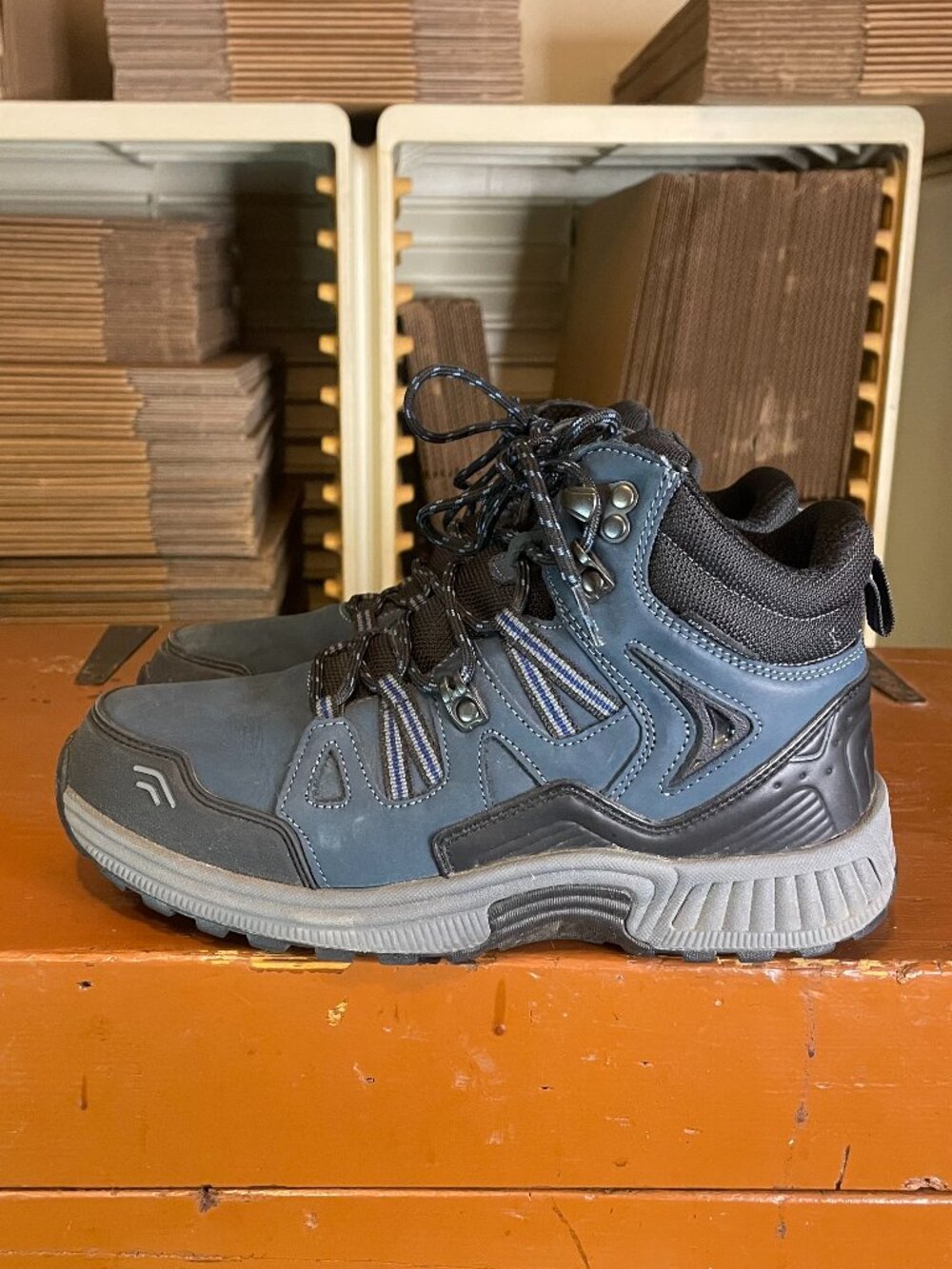 ORTHOFEET Dakota Women's Size 7.5 B Blue Leather Orthotic Gorp Hiking Boots